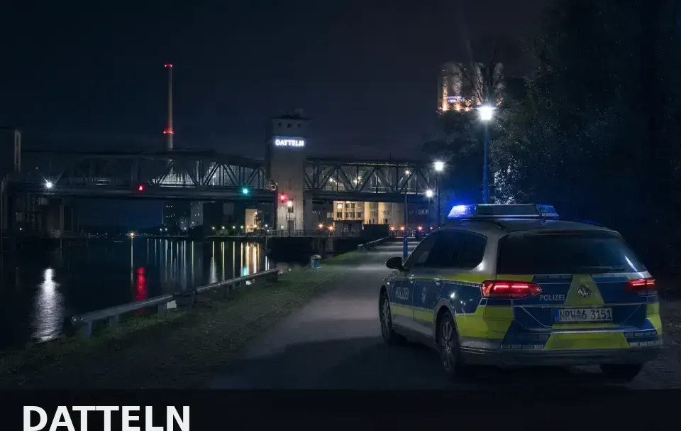 Polizeipräsenz bei Nacht in Datteln – Symbolbild