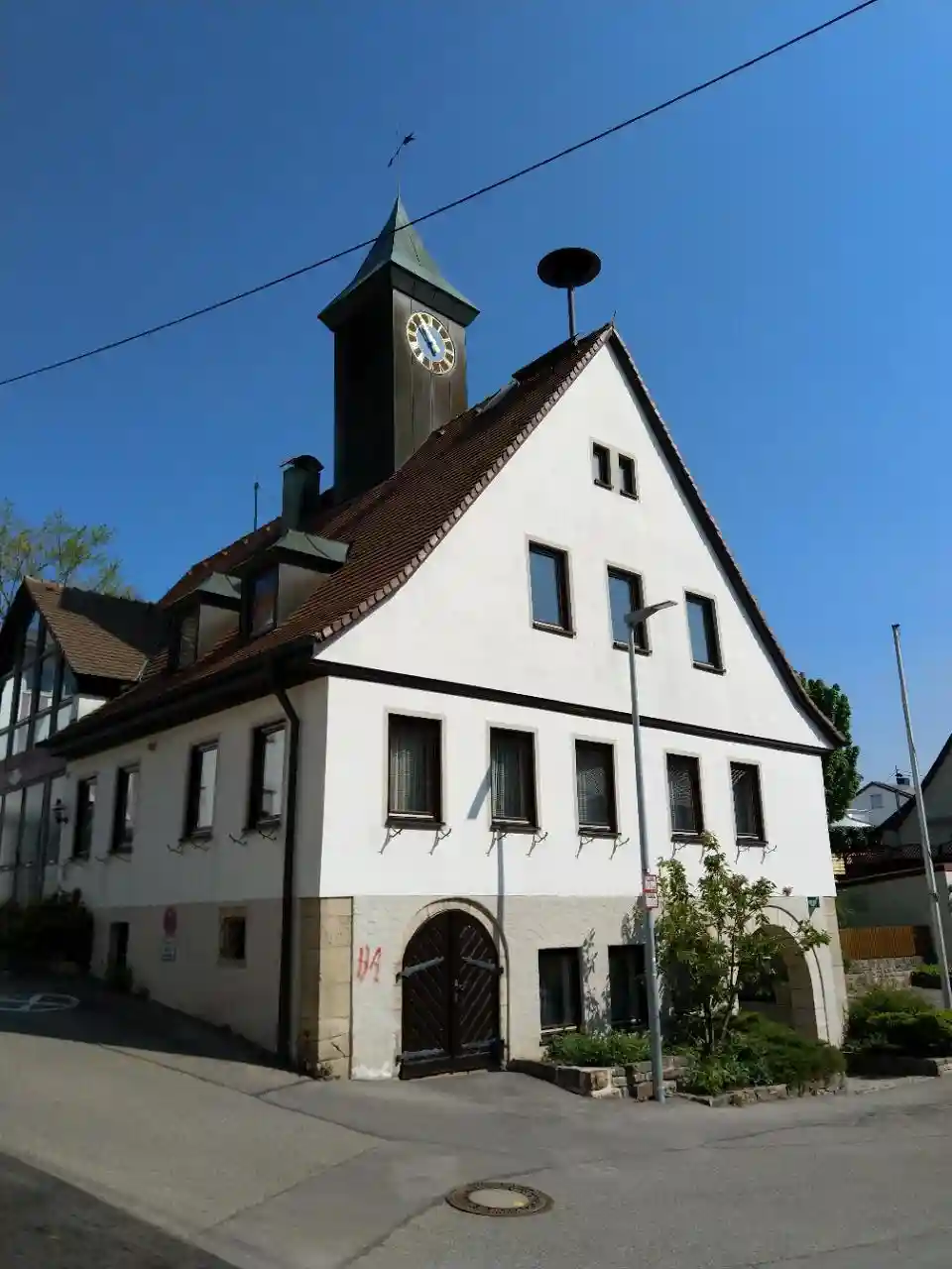 Polizeipräsenz bei Nacht in Hardt – Symbolbild