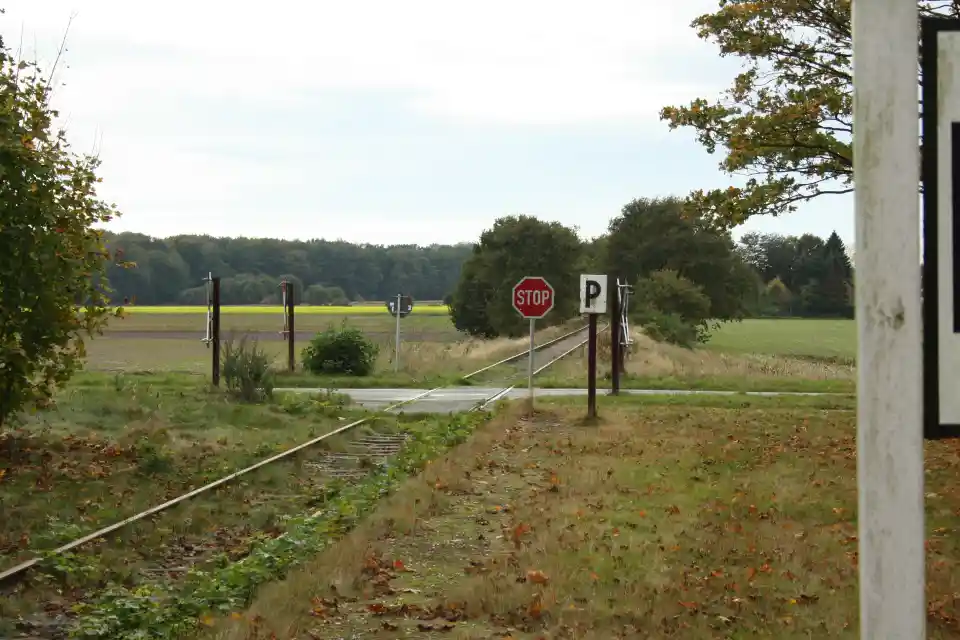 Polizeipräsenz bei Nacht in Hepstedt – Symbolbild