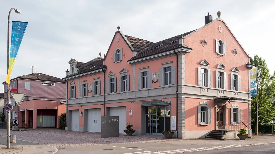 Polizeipräsenz bei Nacht in Kreuzlingen – Symbolbild