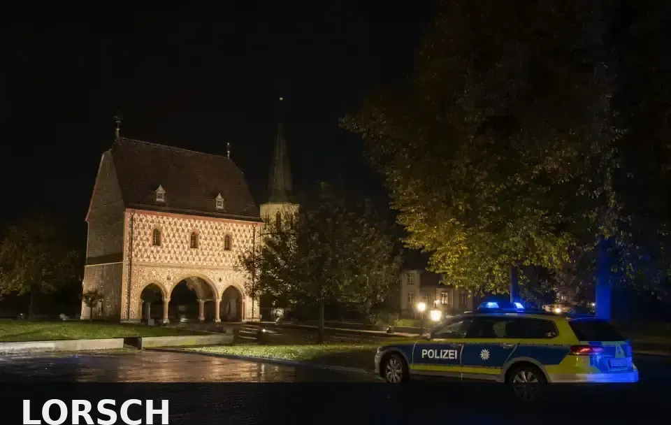 Polizeipräsenz bei Nacht in Lorsch – Symbolbild
