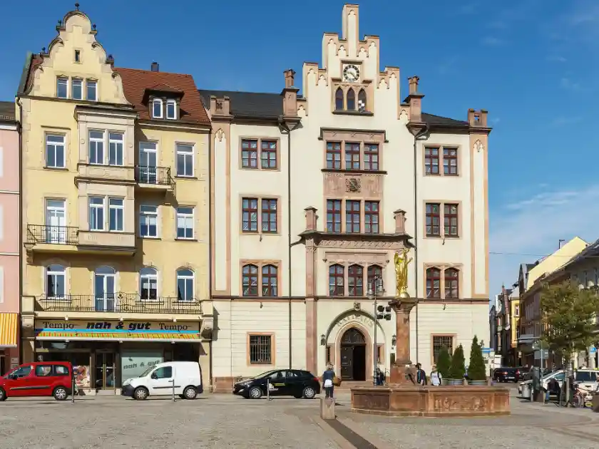 Polizeipräsenz bei Nacht in Mittweida – Symbolbild