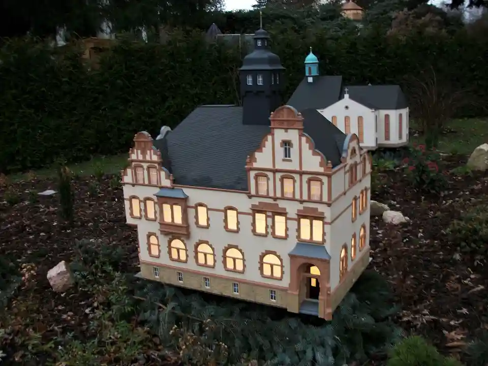 Polizeipräsenz bei Nacht in Neukirchen – Symbolbild