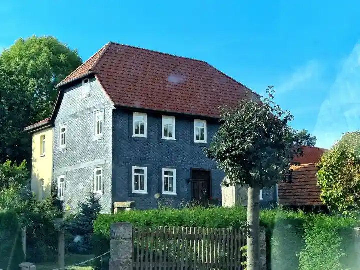 Polizeipräsenz bei Nacht in Schachtebich – Symbolbild