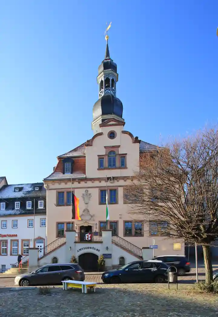 Polizeipräsenz bei Nacht in Waldenburg – Symbolbild